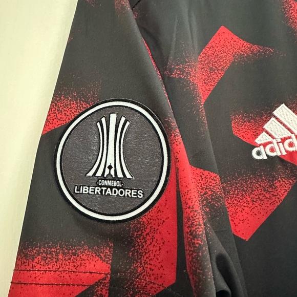 RIVER PLATE AWAY JERSEY CAMPEÓN COPA LIBERTADORES 2018 - Picture 4 of 5